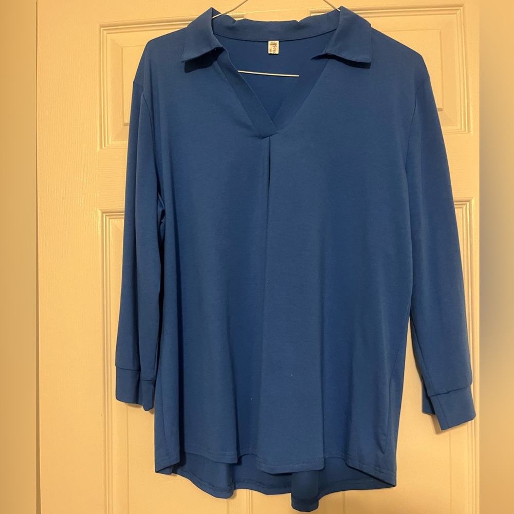 Women's Blue V-Neck Collared Long Sleeve Top